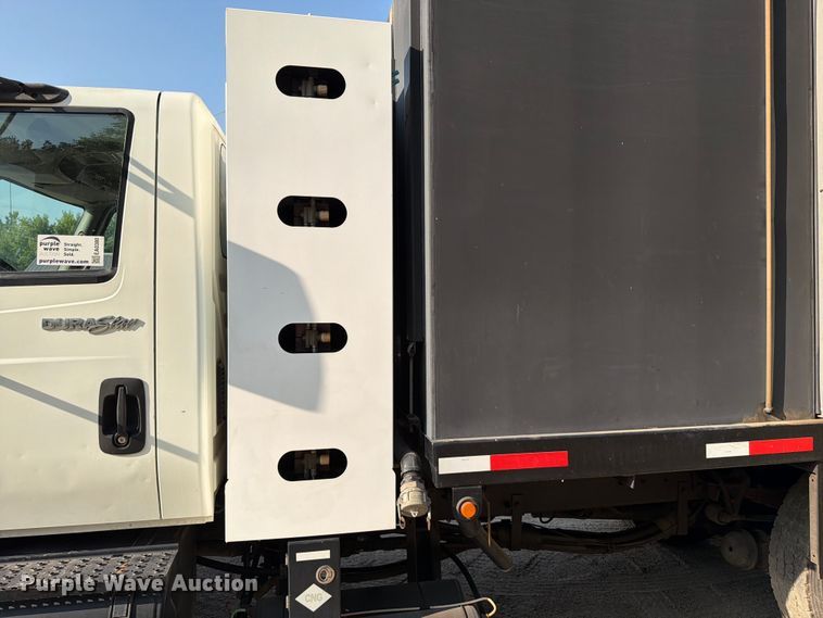 image for item EA0380 2009 International DuraStar 4300 sewer jetter truck