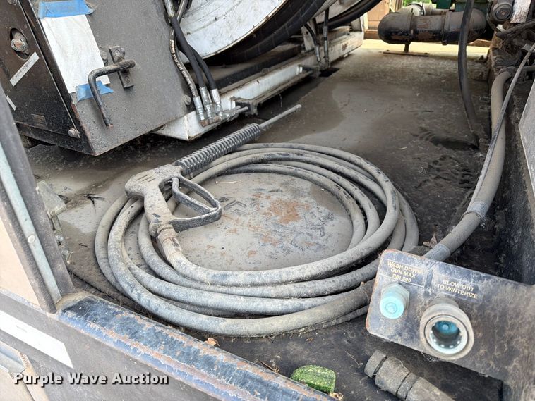 image for item EA0380 2009 International DuraStar 4300 sewer jetter truck