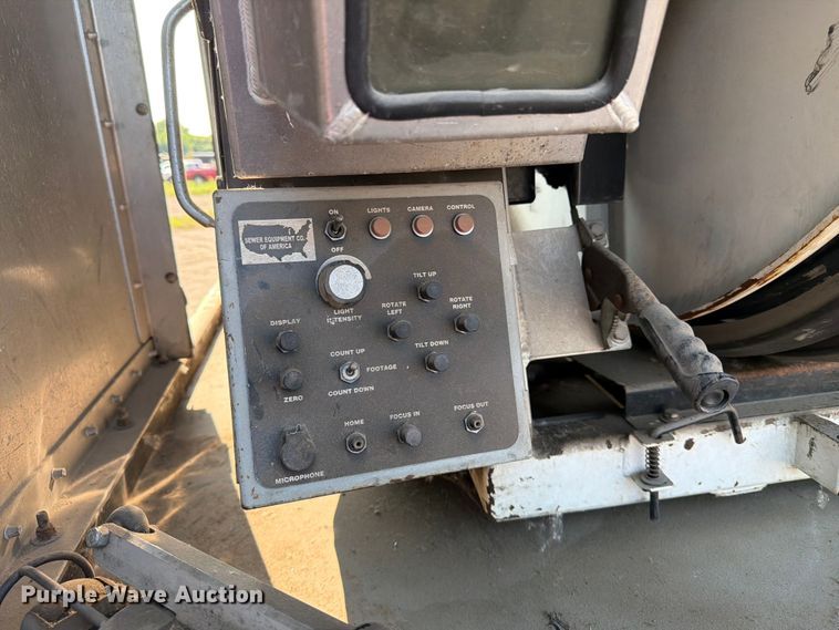 image for item EA0380 2009 International DuraStar 4300 sewer jetter truck