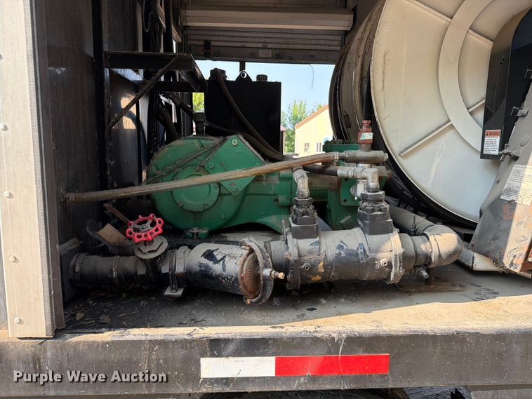 image for item EA0380 2009 International DuraStar 4300 sewer jetter truck