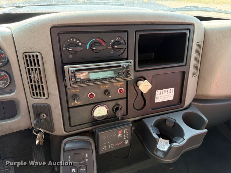 image for item EA0380 2009 International DuraStar 4300 sewer jetter truck