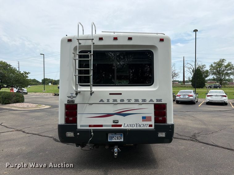 image for item EA4944 1997 Airstream Land Yacht RV