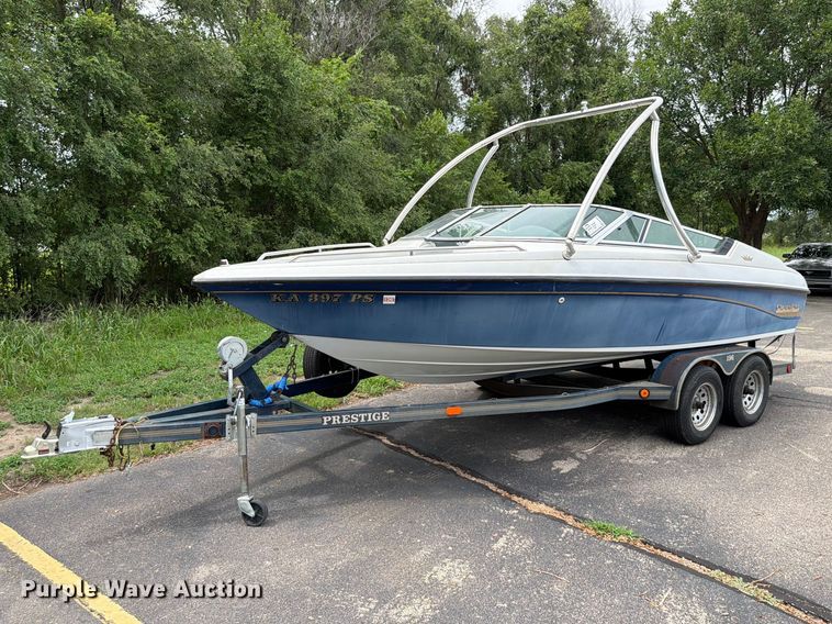 1993 Crownline 196BR boat