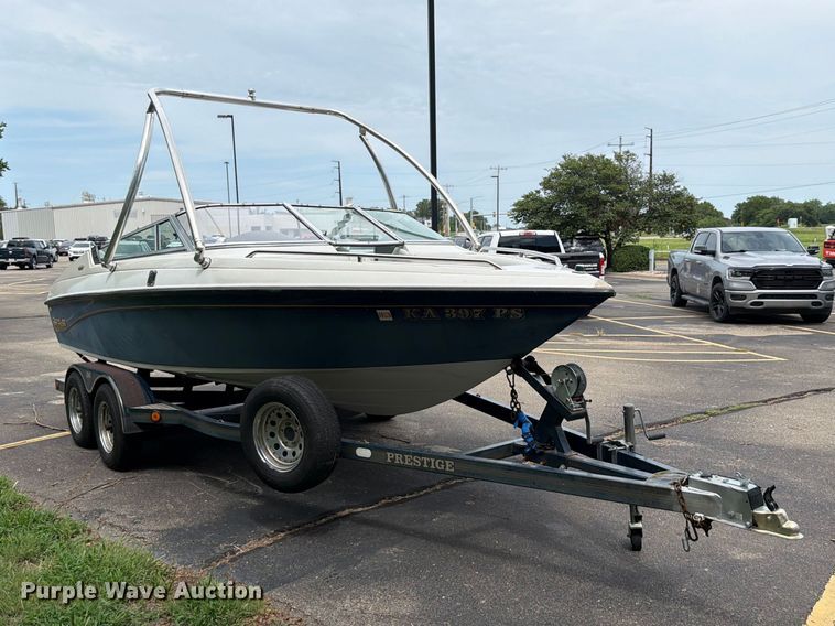 image for item EA4945 1993 Crownline 196BR boat