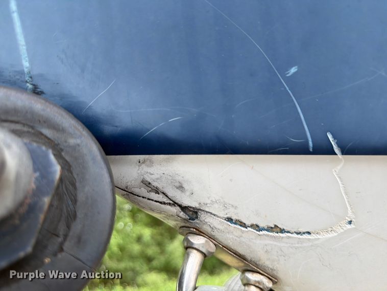 image for item EA4945 1993 Crownline 196BR boat