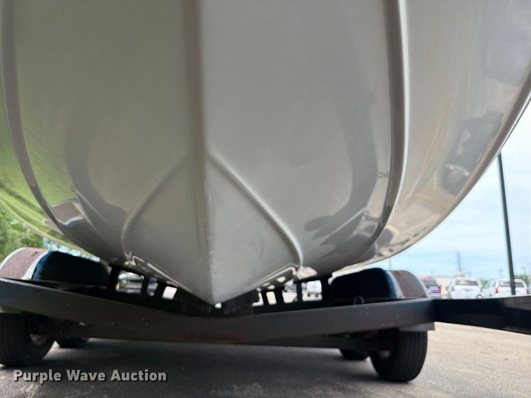 image for item EA4945 1993 Crownline 196BR boat