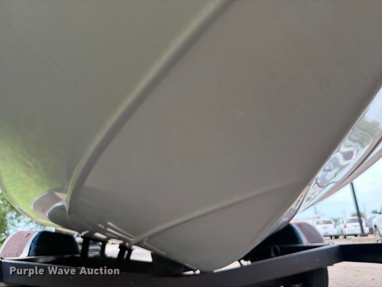 image for item EA4945 1993 Crownline 196BR boat