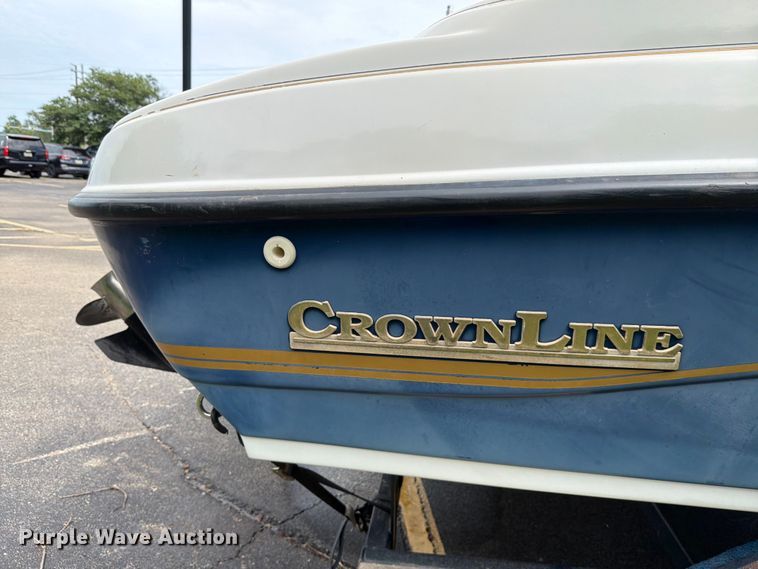 image for item EA4945 1993 Crownline 196BR boat