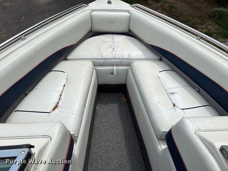 image for item EA4945 1993 Crownline 196BR boat