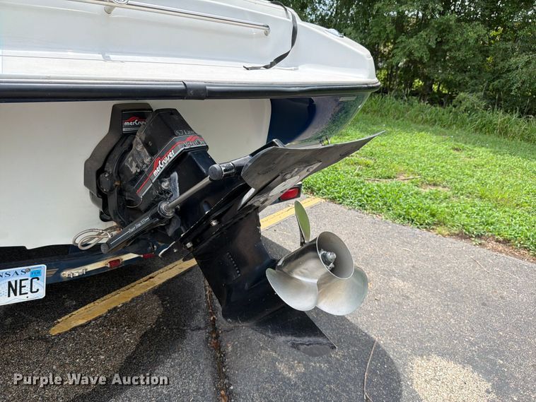 image for item EA4945 1993 Crownline 196BR boat