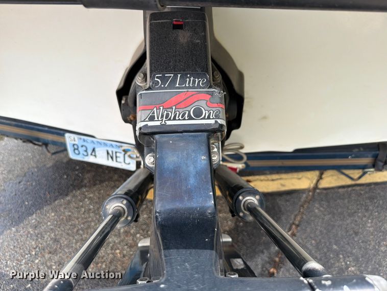 image for item EA4945 1993 Crownline 196BR boat