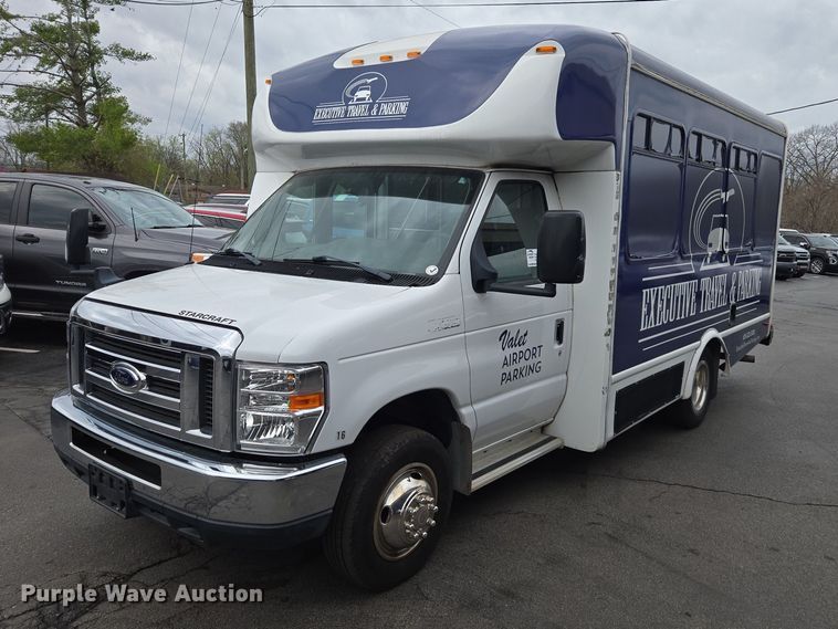 2020 Starcraft E55 shuttle bus