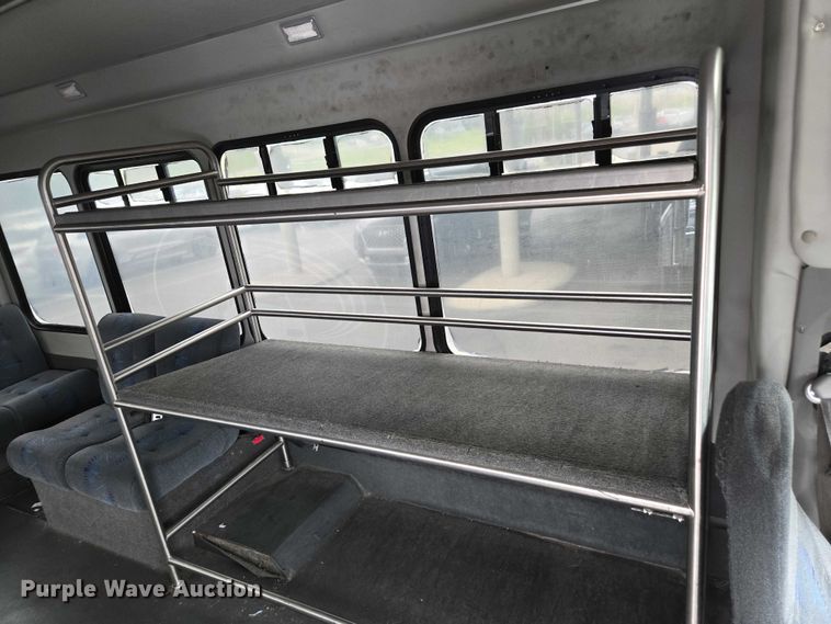 image for item EA5462 2020 Starcraft E55 shuttle bus