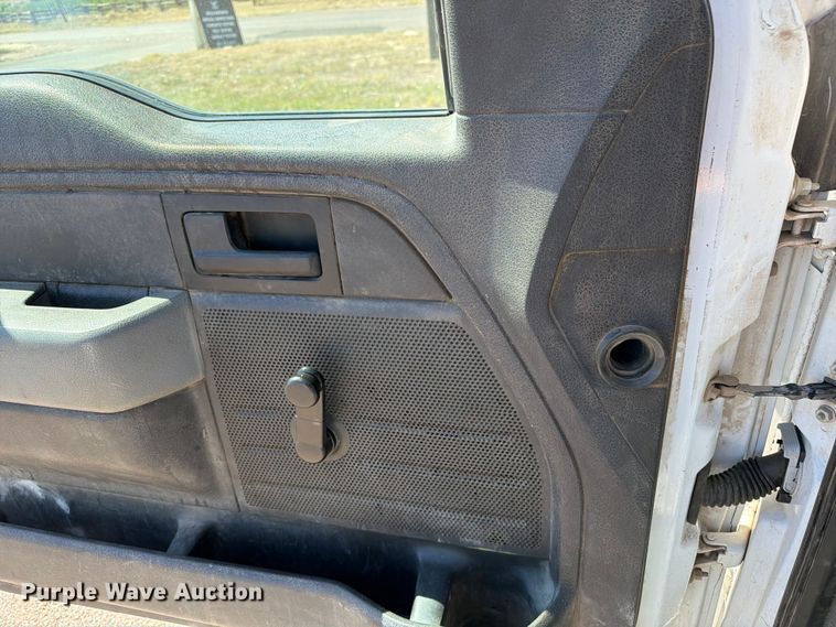 image for item ED0182 2012 Ford F150 Ext. Cab pickup truck
