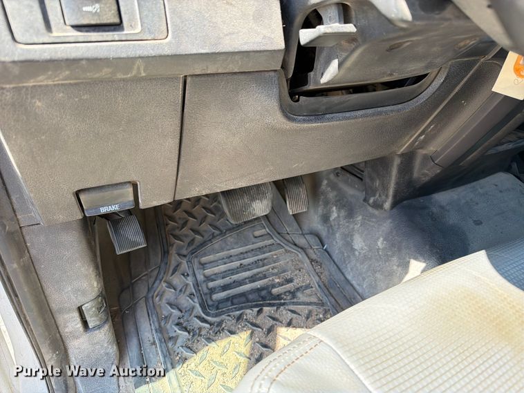 image for item ED0182 2012 Ford F150 Ext. Cab pickup truck