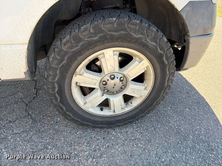 image for item ED0182 2012 Ford F150 Ext. Cab pickup truck