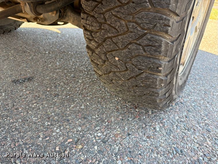 image for item ED0182 2012 Ford F150 Ext. Cab pickup truck