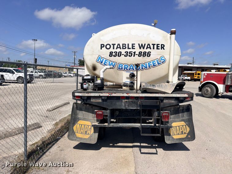 image for item ED5457 2005 International 4200 flatbed truck