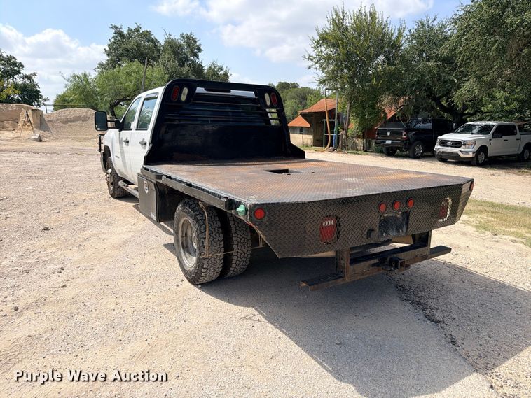 image for item ED5459 2012 Chevrolet Silverado 3500HD Crew Cab pickup truck