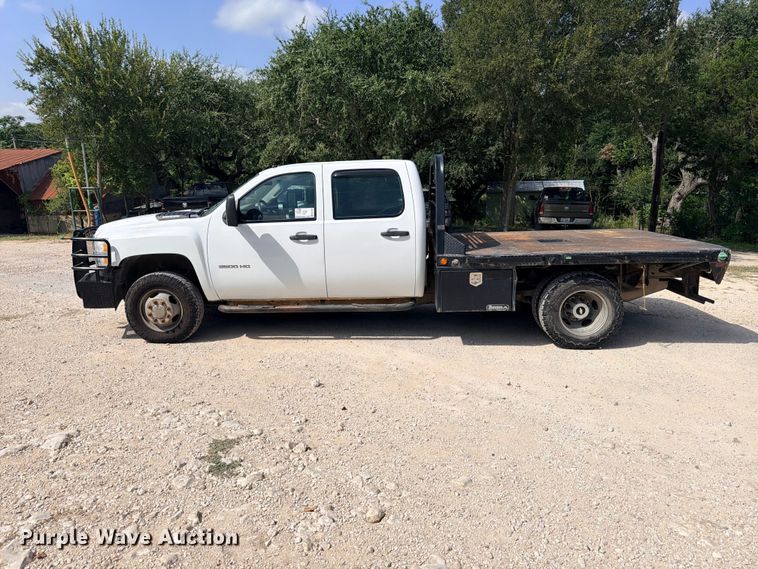 image for item ED5459 2012 Chevrolet Silverado 3500HD Crew Cab pickup truck