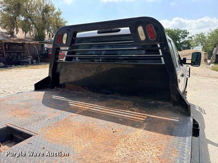 image for item ED5459 2012 Chevrolet Silverado 3500HD Crew Cab pickup truck