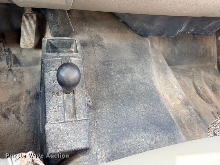 image for item ED5459 2012 Chevrolet Silverado 3500HD Crew Cab pickup truck