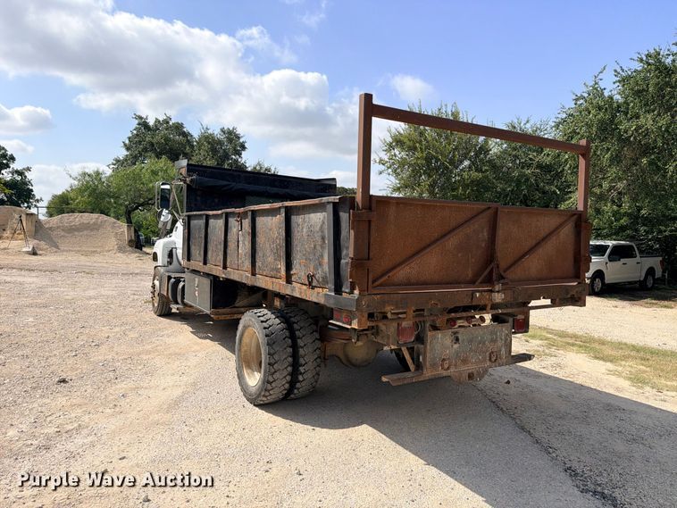 image for item ED5460 2002 Chevrolet C6500 dump flatbed truck