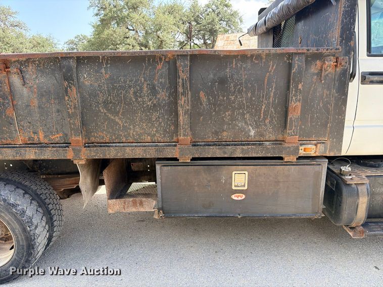 image for item ED5460 2002 Chevrolet C6500 dump flatbed truck