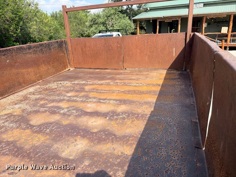 image for item ED5460 2002 Chevrolet C6500 dump flatbed truck