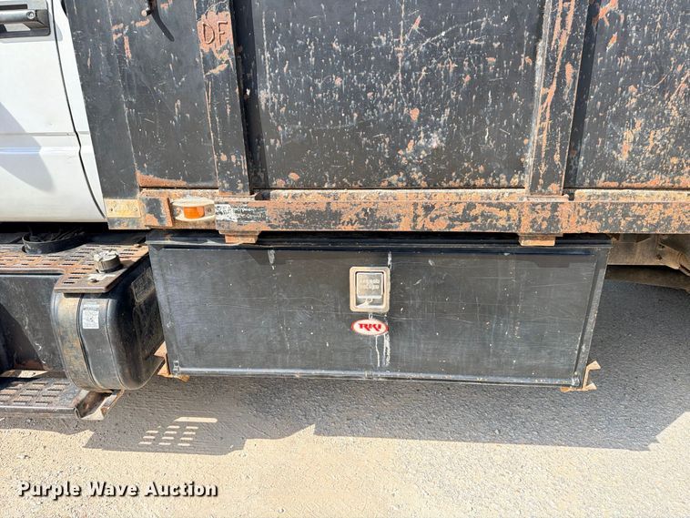 image for item ED5460 2002 Chevrolet C6500 dump flatbed truck