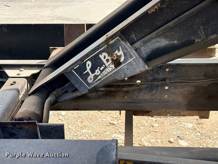 image for item ED5460 2002 Chevrolet C6500 dump flatbed truck