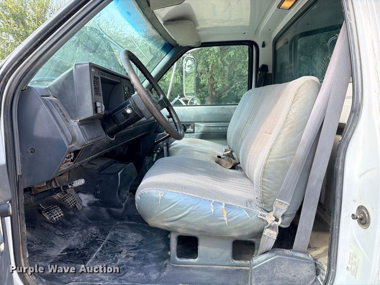 image for item ED5460 2002 Chevrolet C6500 dump flatbed truck