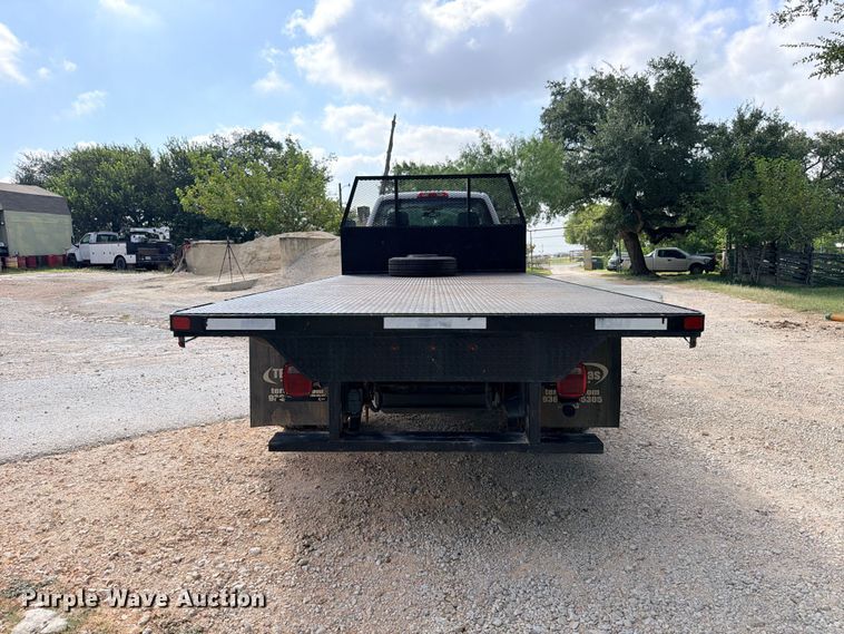 image for item ED5461 2020 Chevrolet Silverado 6500HD Flatbed truck