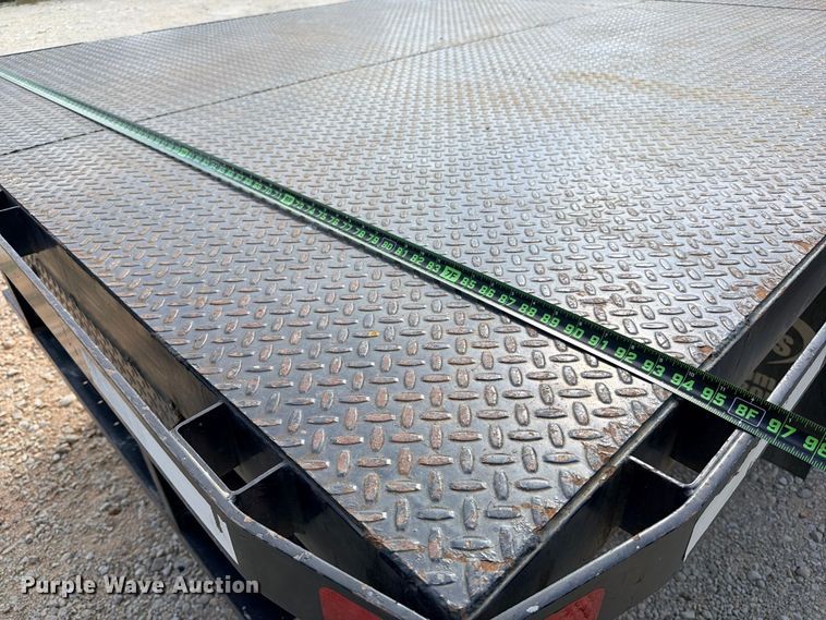 image for item ED5461 2020 Chevrolet Silverado 6500HD Flatbed truck