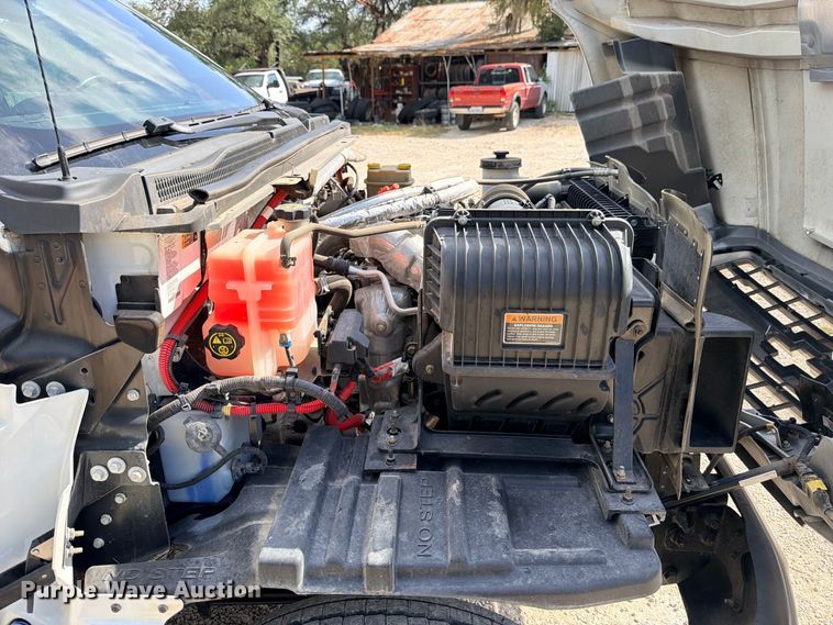 image for item ED5461 2020 Chevrolet Silverado 6500HD Flatbed truck