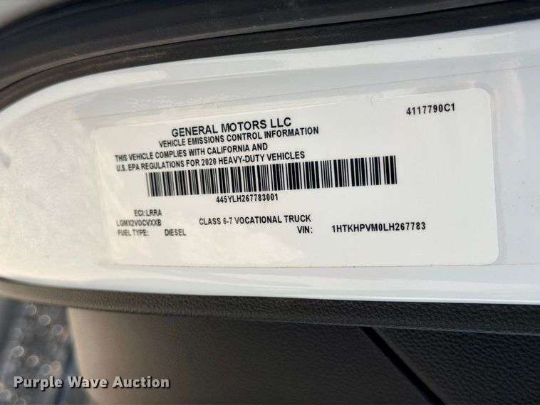 image for item ED5461 2020 Chevrolet Silverado 6500HD Flatbed truck
