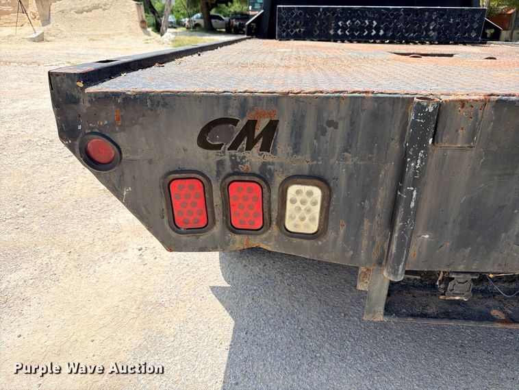 image for item ED5462 2008 Chevrolet Silverado 3500HD flatbed pickup truck