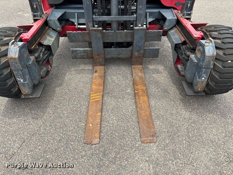 image for item EF1296 2016 Moffett M85501 forklift