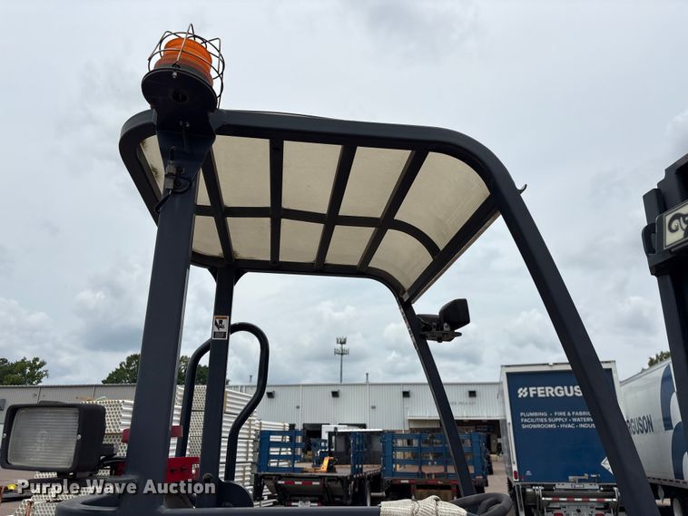 image for item EF1296 2016 Moffett M85501 forklift