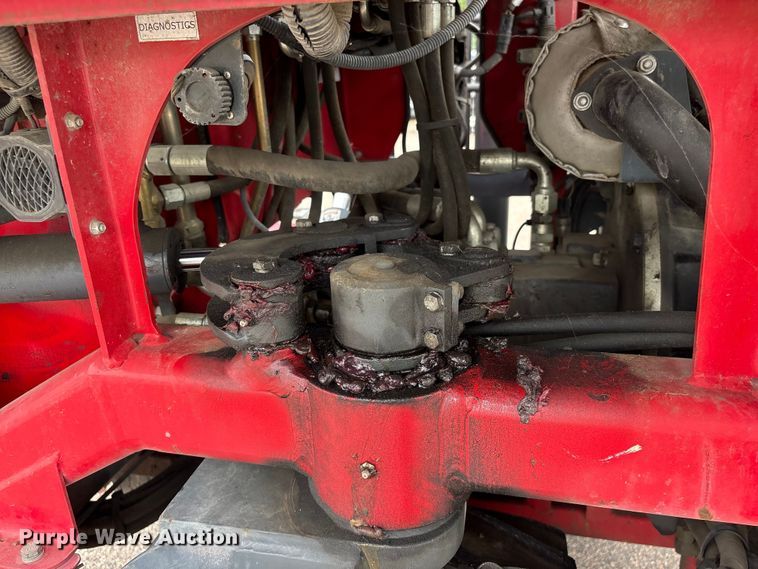 image for item EF1296 2016 Moffett M85501 forklift