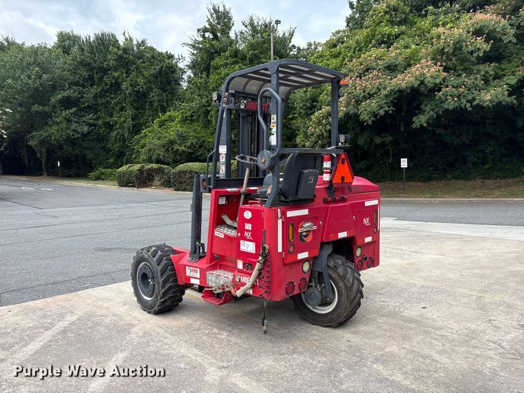 image for item EF1298 2017 Moffett M8 55.4 forklift