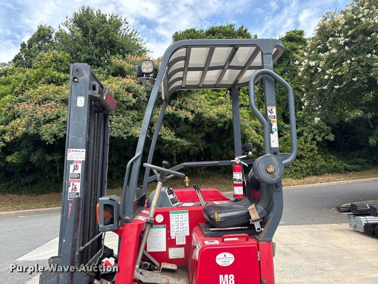 image for item EF1298 2017 Moffett M8 55.4 forklift