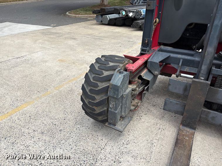 image for item EF1298 2017 Moffett M8 55.4 forklift