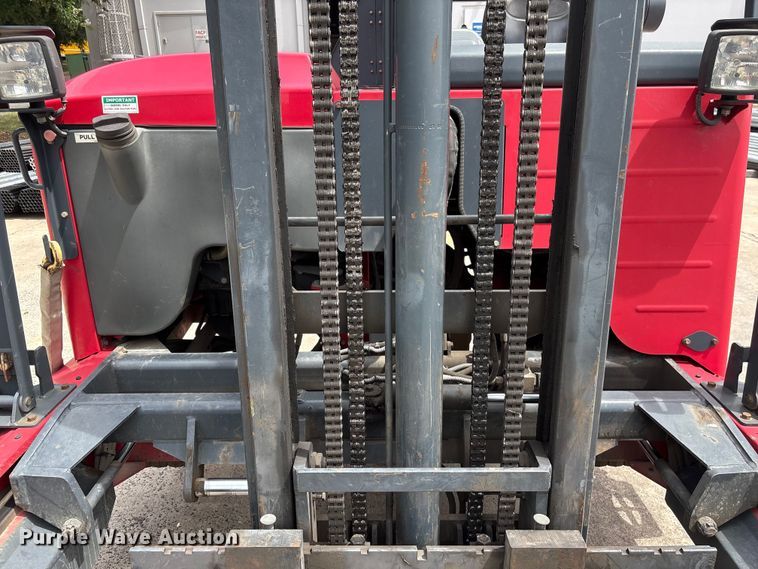 image for item EF1298 2017 Moffett M8 55.4 forklift