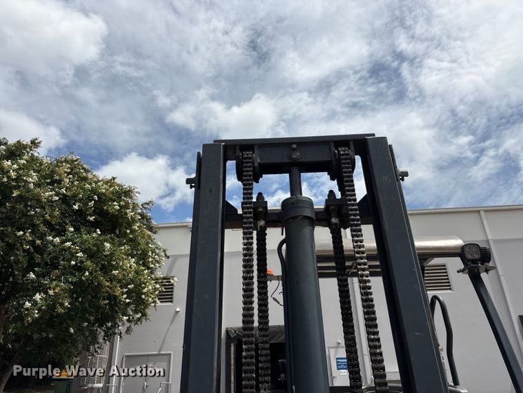 image for item EF1298 2017 Moffett M8 55.4 forklift