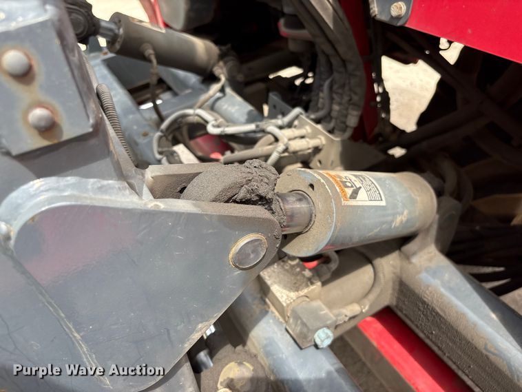 image for item EF1298 2017 Moffett M8 55.4 forklift