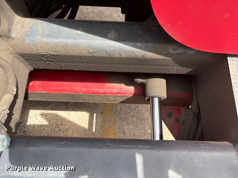 image for item EF1298 2017 Moffett M8 55.4 forklift