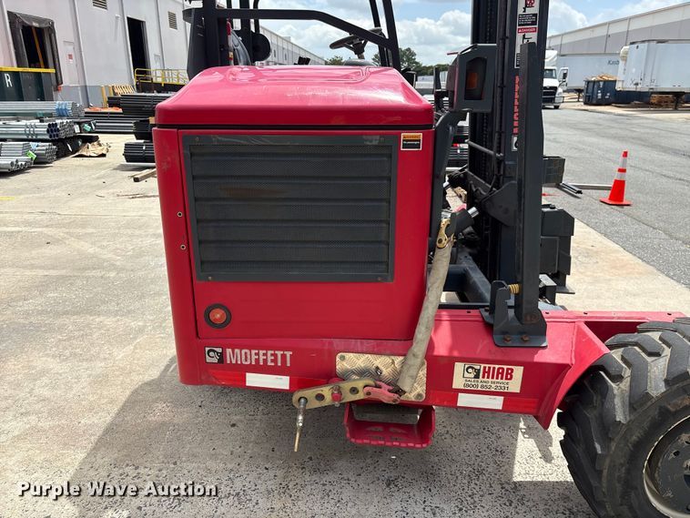 image for item EF1298 2017 Moffett M8 55.4 forklift