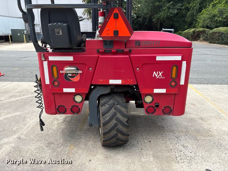 image for item EF1298 2017 Moffett M8 55.4 forklift