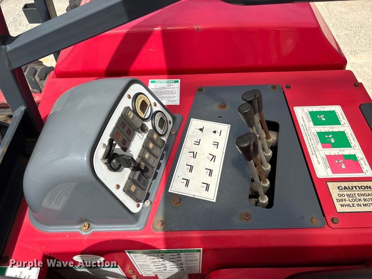 image for item EF1298 2017 Moffett M8 55.4 forklift